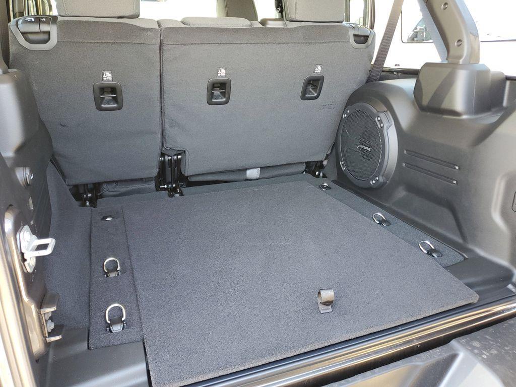 new 2025 Jeep Wrangler car, priced at $46,577