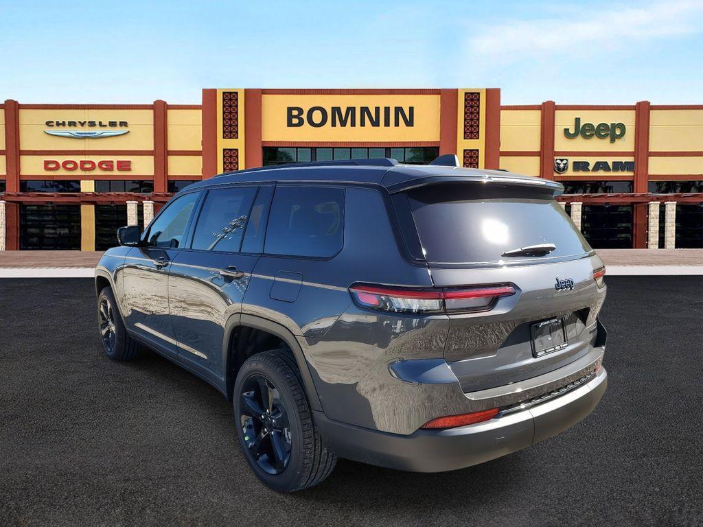 new 2025 Jeep Grand Cherokee L car, priced at $39,337