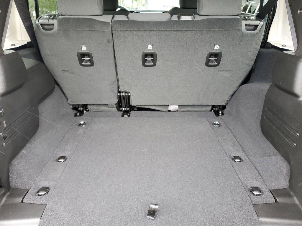 new 2025 Jeep Wrangler car, priced at $40,076