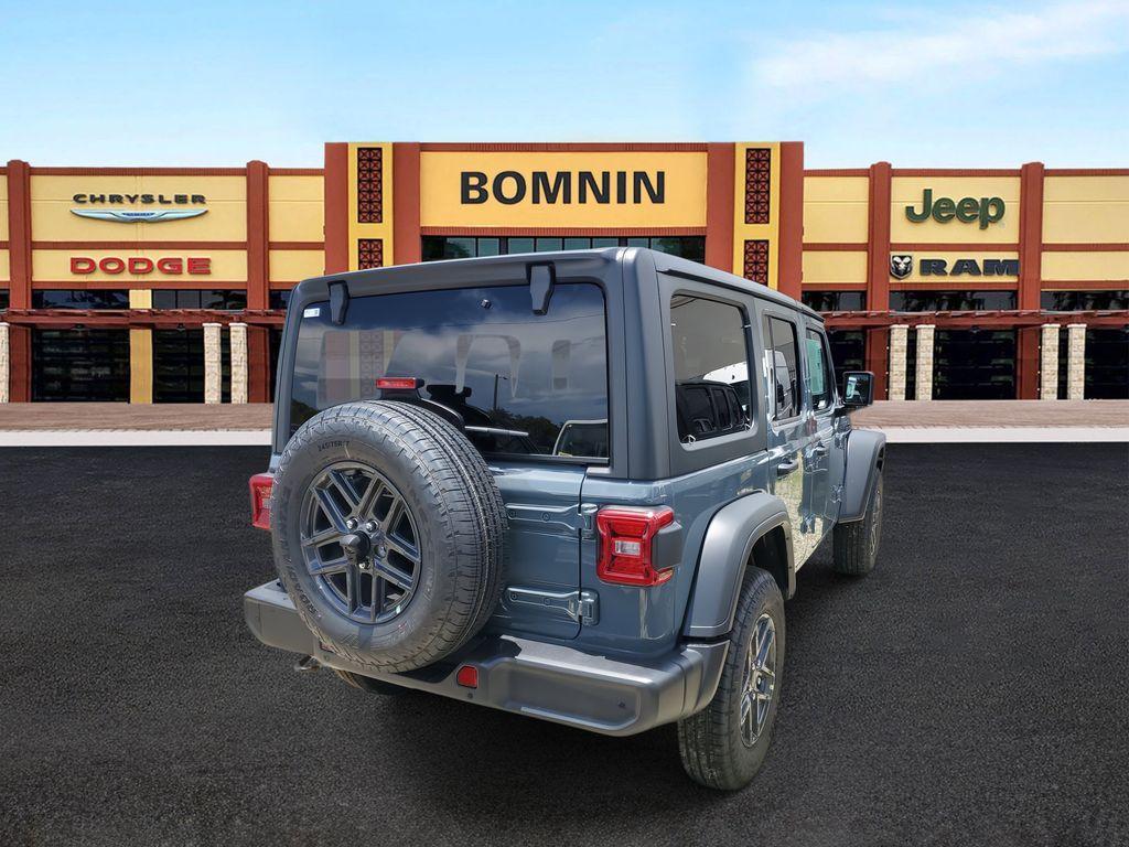 new 2025 Jeep Wrangler car, priced at $41,671