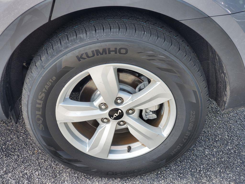 used 2022 Kia Sorento car, priced at $17,990