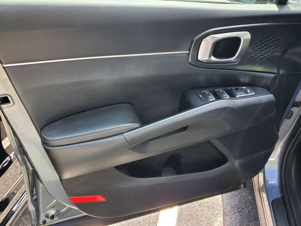 used 2022 Kia Sorento car, priced at $17,990