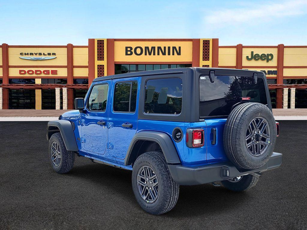 new 2025 Jeep Wrangler car, priced at $40,076