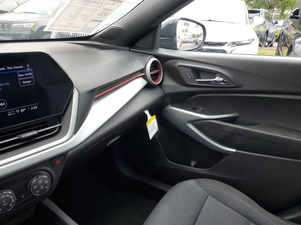used 2024 Chevrolet Trax car, priced at $19,990