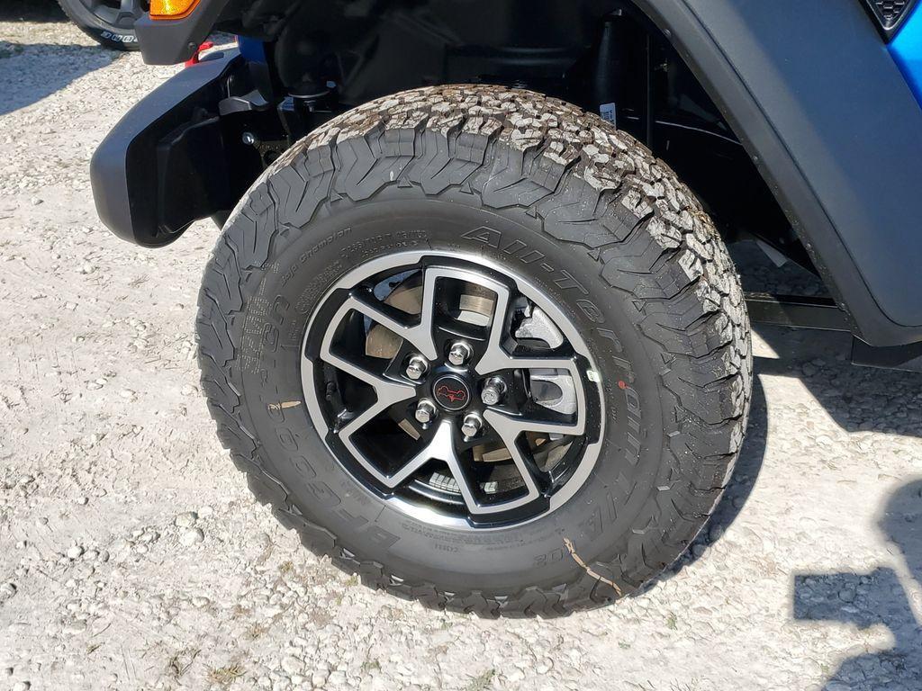new 2025 Jeep Wrangler car, priced at $55,995