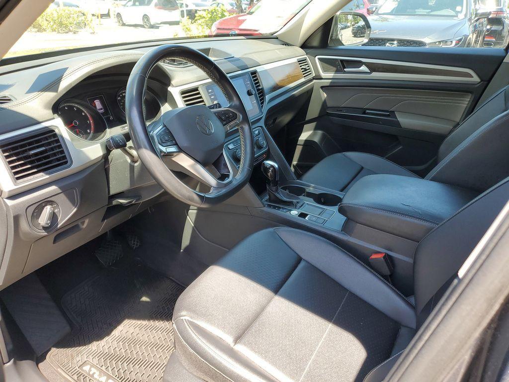 used 2021 Volkswagen Atlas car, priced at $21,990