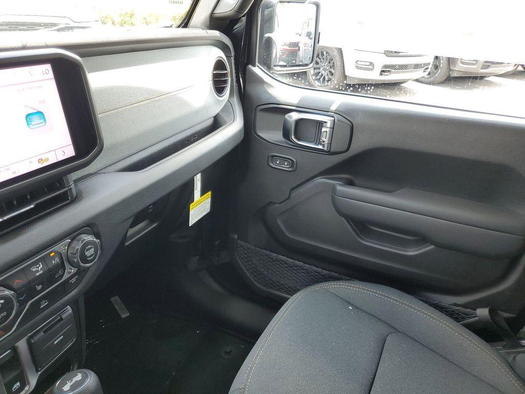 new 2025 Jeep Wrangler car, priced at $33,995