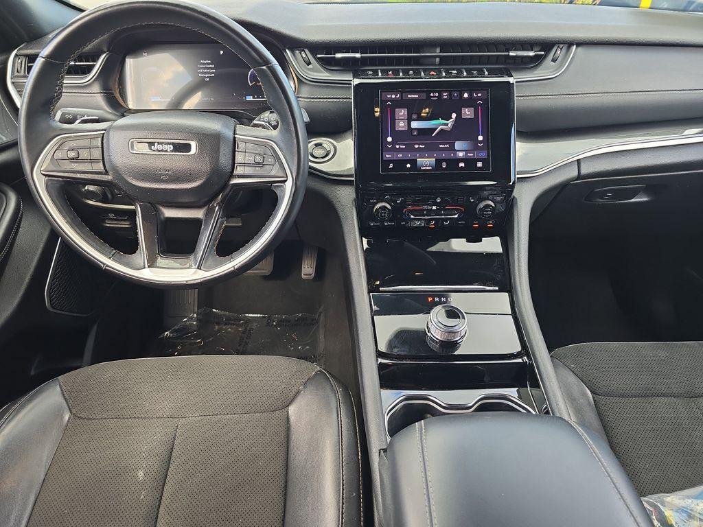 used 2022 Jeep Grand Cherokee car, priced at $28,490