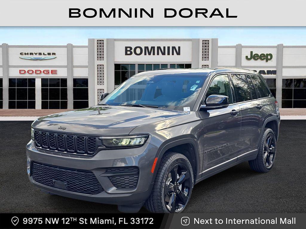 used 2022 Jeep Grand Cherokee car, priced at $27,490
