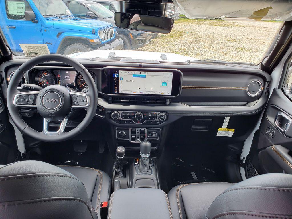 new 2025 Jeep Wrangler car, priced at $45,632