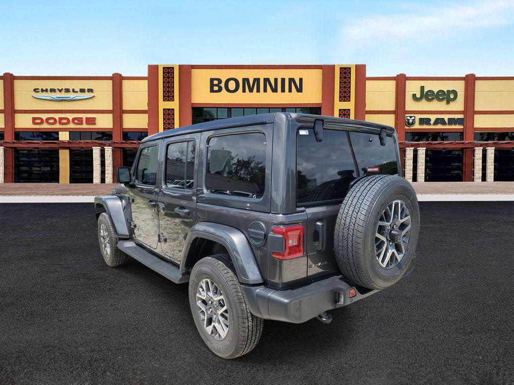 new 2025 Jeep Wrangler car, priced at $47,727