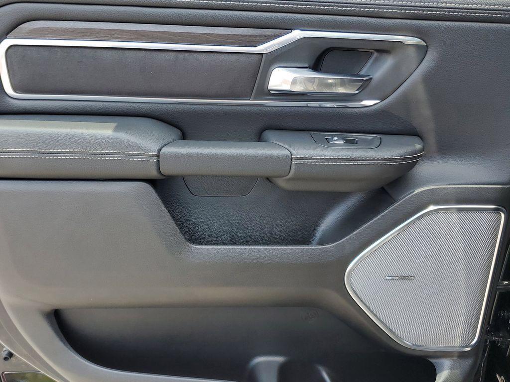 new 2025 Ram 1500 car, priced at $46,646