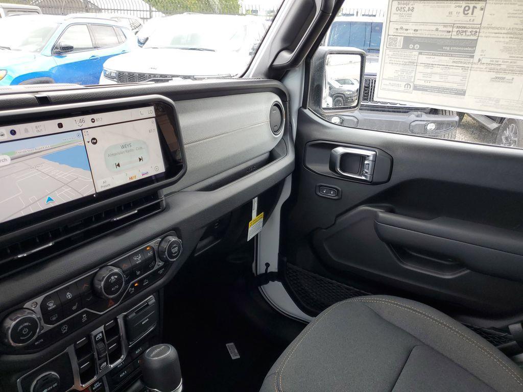 new 2025 Jeep Gladiator car, priced at $44,732