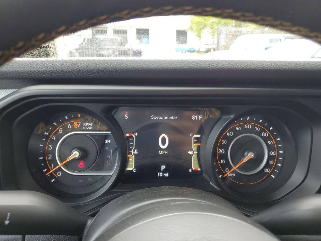 new 2025 Jeep Gladiator car, priced at $44,732