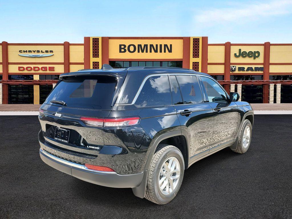 new 2025 Jeep Grand Cherokee car, priced at $32,590