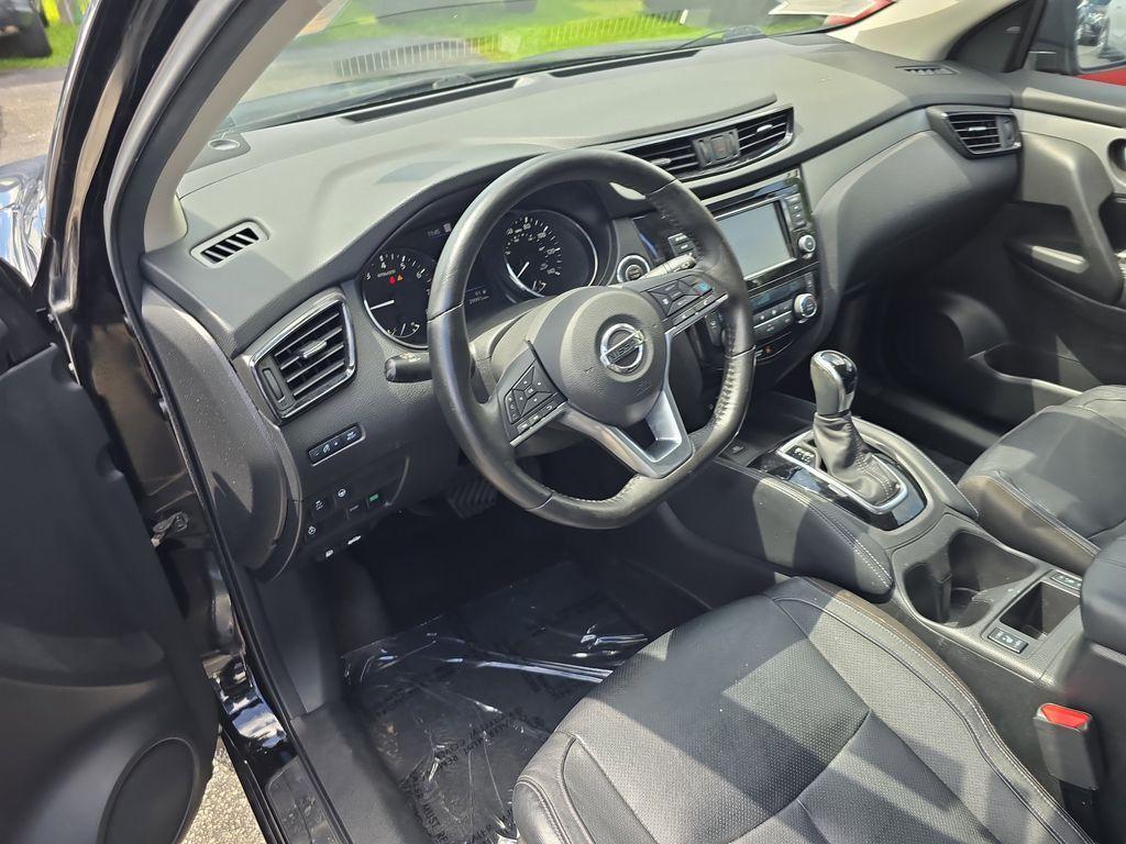 used 2020 Nissan Rogue Sport car, priced at $17,490