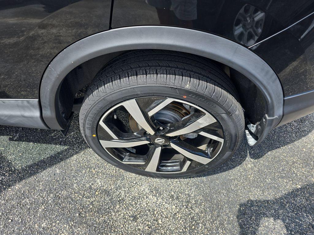 used 2020 Nissan Rogue Sport car, priced at $17,490