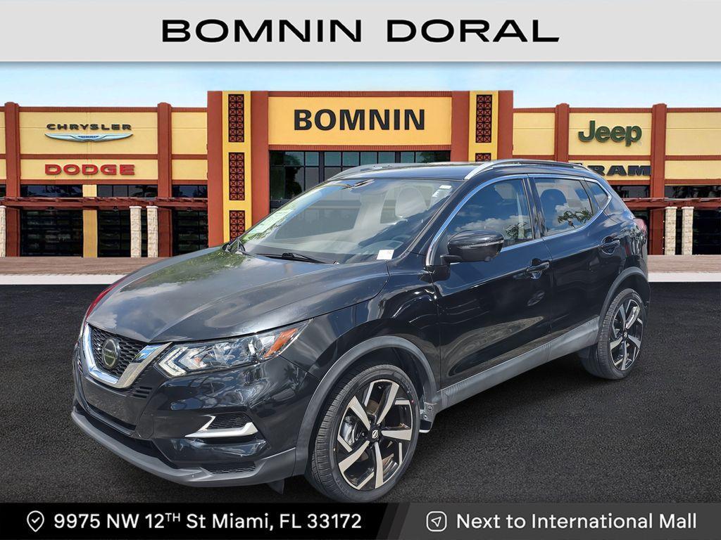 used 2020 Nissan Rogue Sport car, priced at $17,490