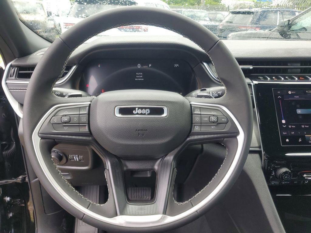 new 2025 Jeep Grand Cherokee L car, priced at $32,490