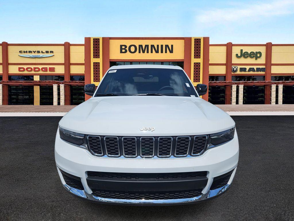 new 2025 Jeep Grand Cherokee L car, priced at $32,490