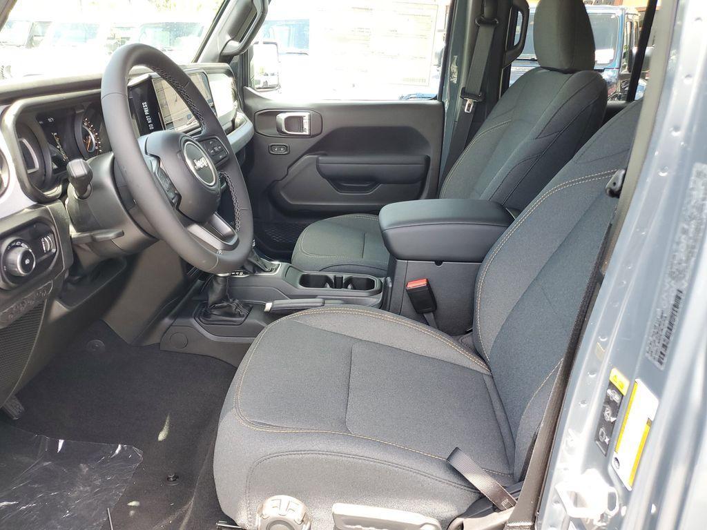 new 2025 Jeep Wrangler car, priced at $38,177