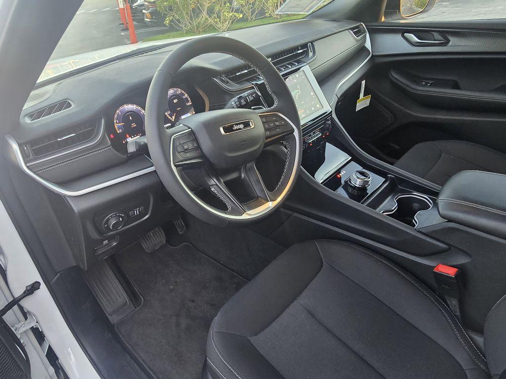 used 2025 Jeep Grand Cherokee L car, priced at $32,990