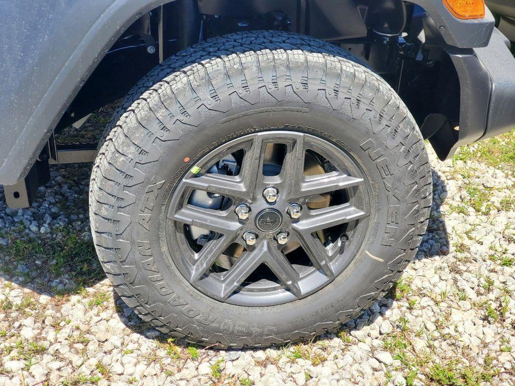 new 2025 Jeep Wrangler car, priced at $41,277
