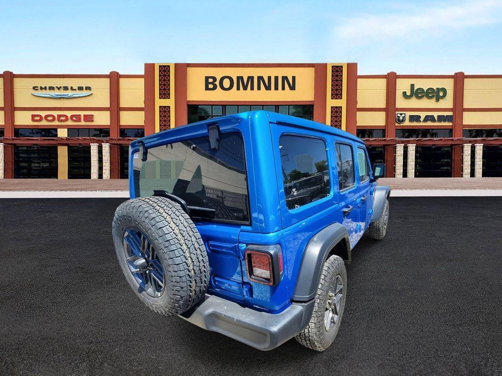 new 2025 Jeep Wrangler car, priced at $41,277