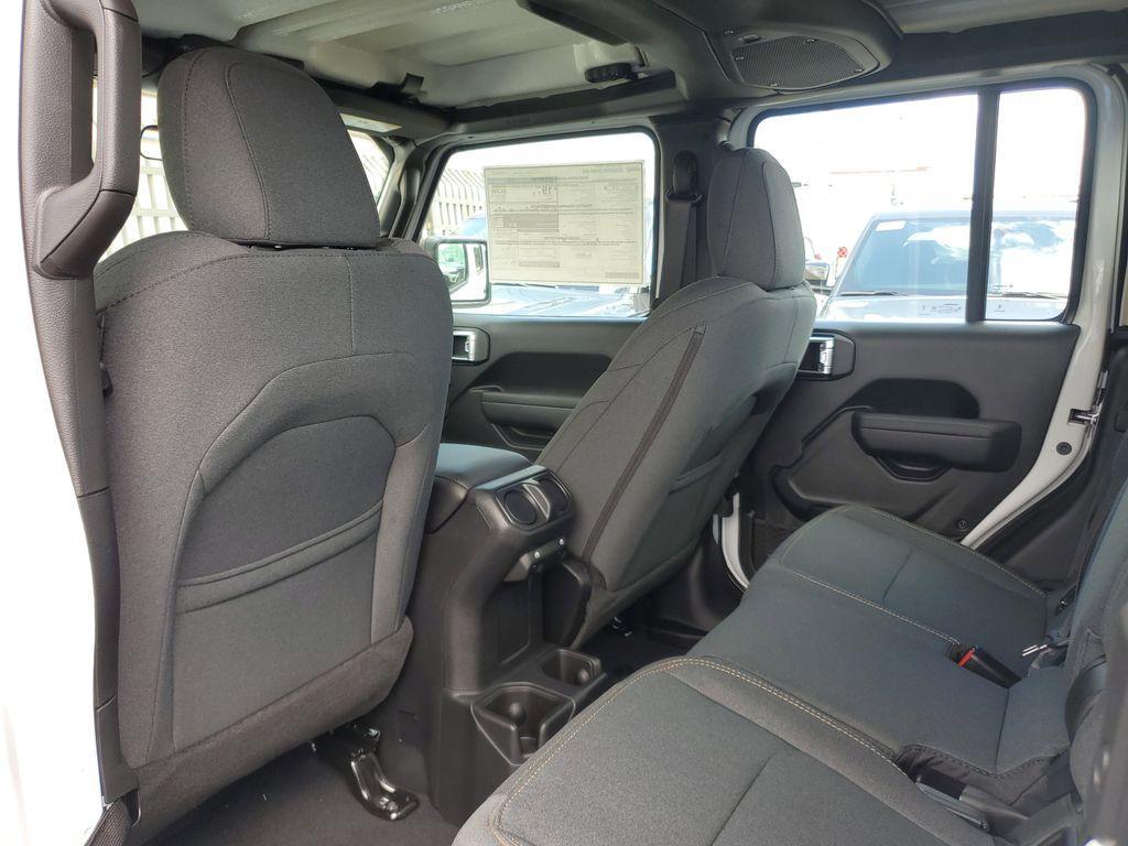 new 2025 Jeep Gladiator car, priced at $31,240