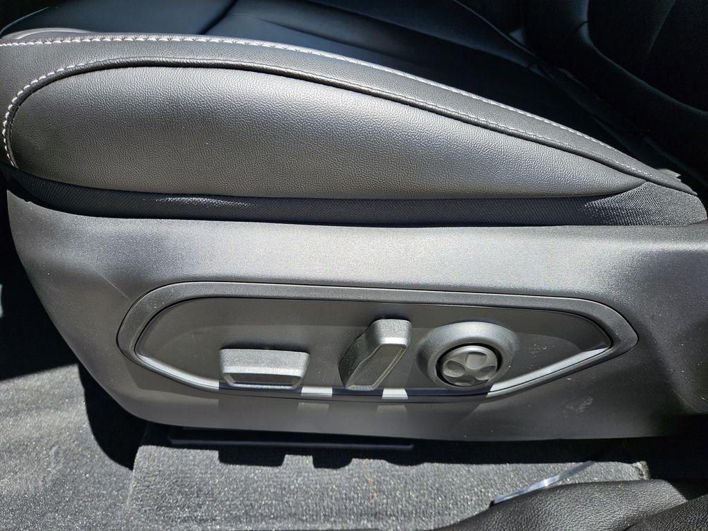 new 2025 Jeep Grand Cherokee L car, priced at $41,835