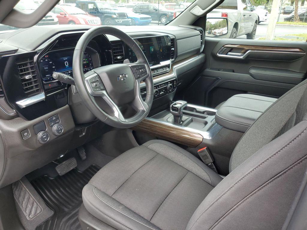 used 2024 Chevrolet Silverado 1500 car, priced at $38,490