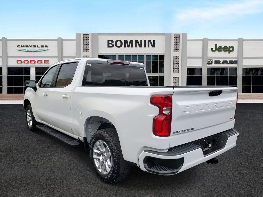 used 2024 Chevrolet Silverado 1500 car, priced at $38,490