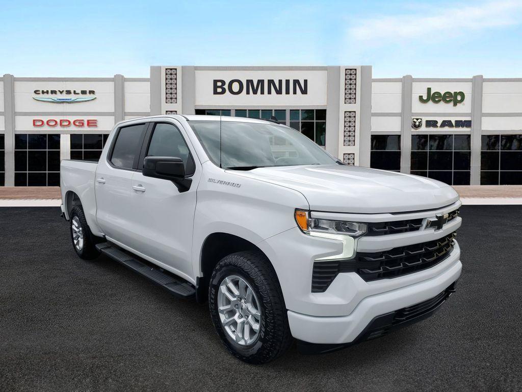 used 2024 Chevrolet Silverado 1500 car, priced at $38,490