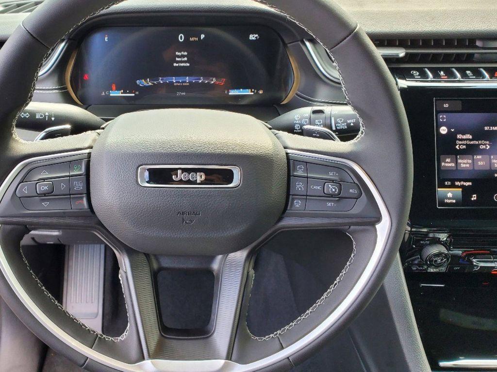 new 2025 Jeep Grand Cherokee car, priced at $29,995