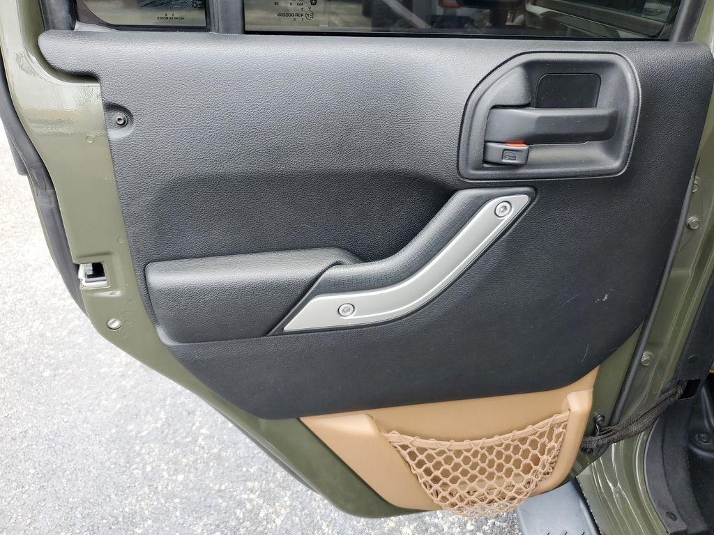 used 2015 Jeep Wrangler Unlimited car, priced at $16,690