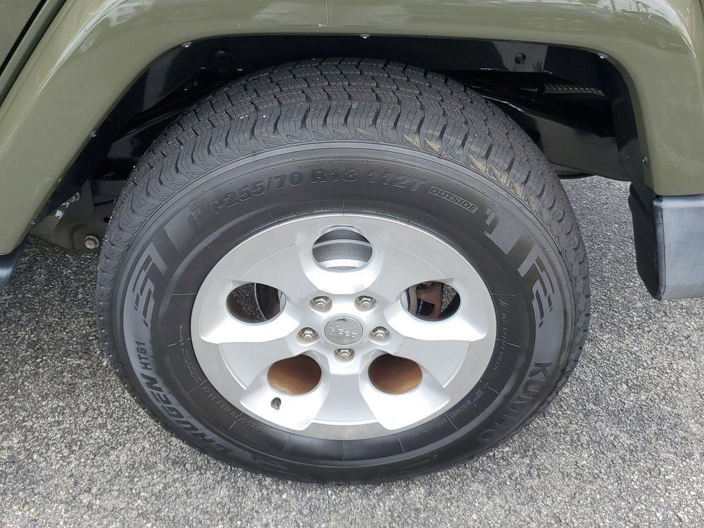 used 2015 Jeep Wrangler Unlimited car, priced at $16,690