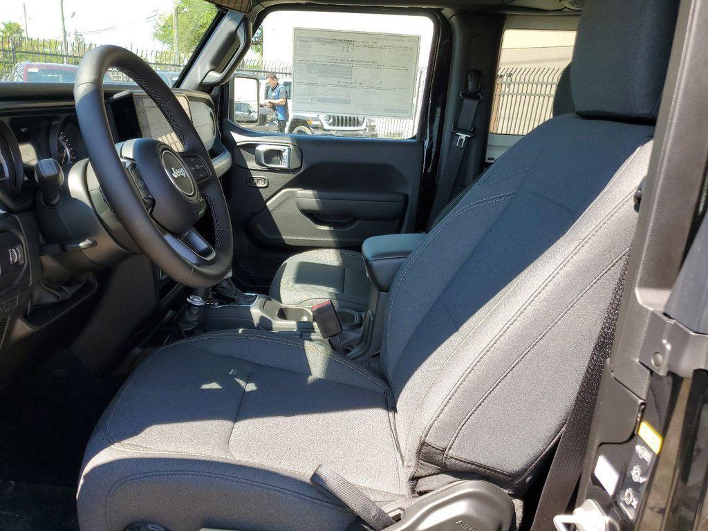 new 2025 Jeep Wrangler car, priced at $34,875
