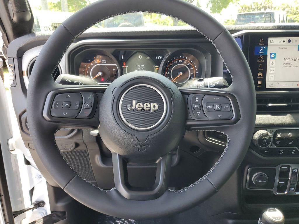 new 2025 Jeep Wrangler car, priced at $42,316