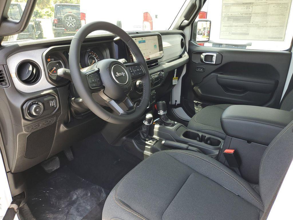 new 2025 Jeep Wrangler car, priced at $42,316