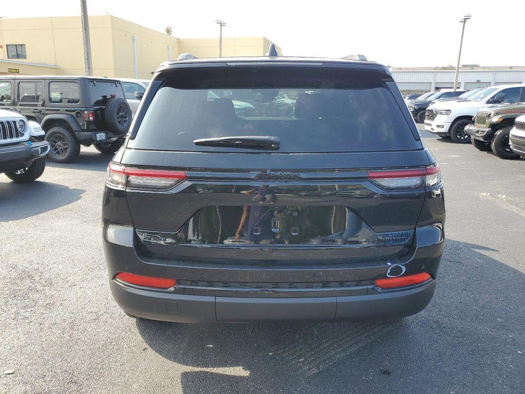 new 2025 Jeep Grand Cherokee L car, priced at $38,920