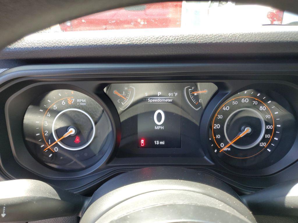 new 2025 Jeep Gladiator car, priced at $36,680