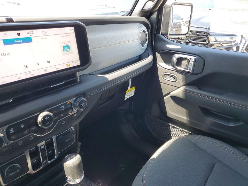 new 2025 Jeep Wrangler car, priced at $48,625