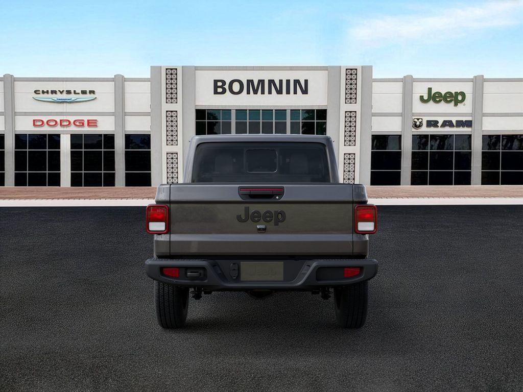 new 2025 Jeep Gladiator car, priced at $42,251