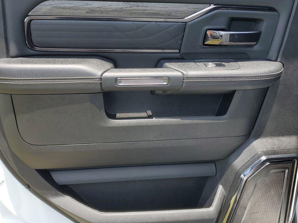 new 2025 Ram 2500 car, priced at $83,940