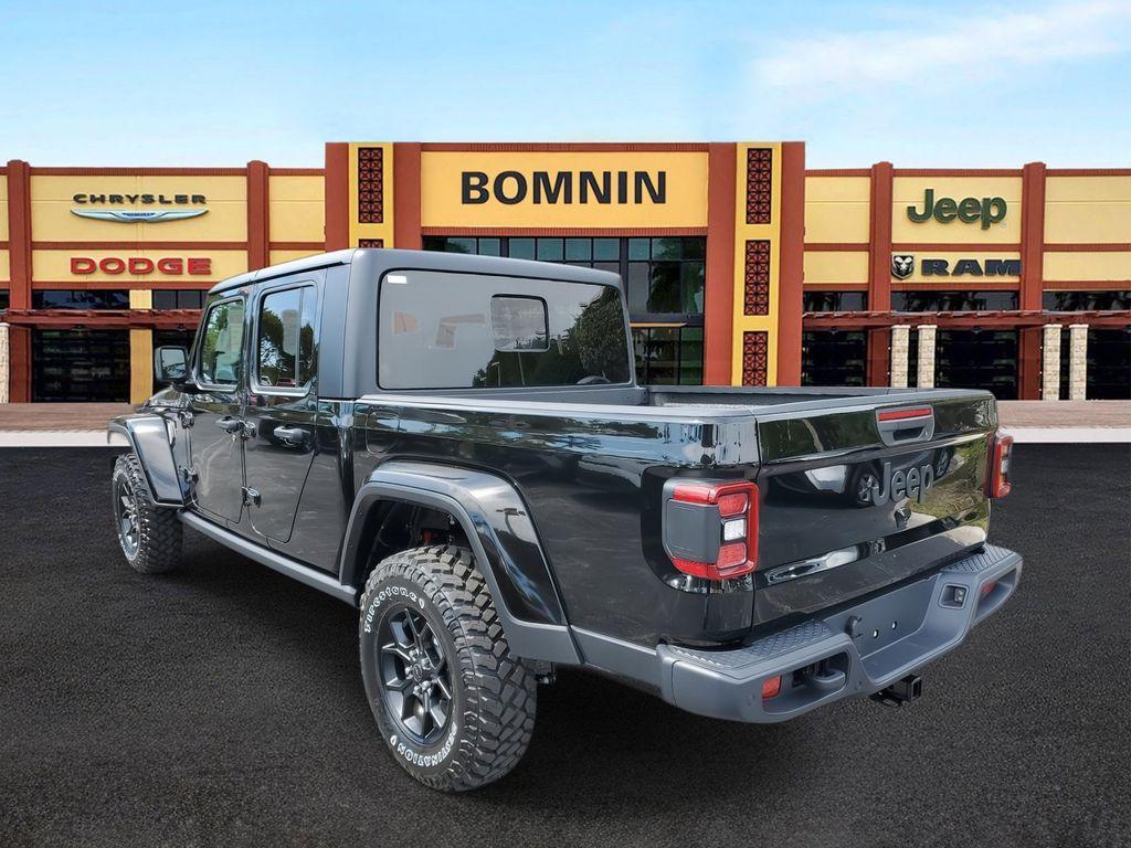 new 2025 Jeep Gladiator car, priced at $45,327