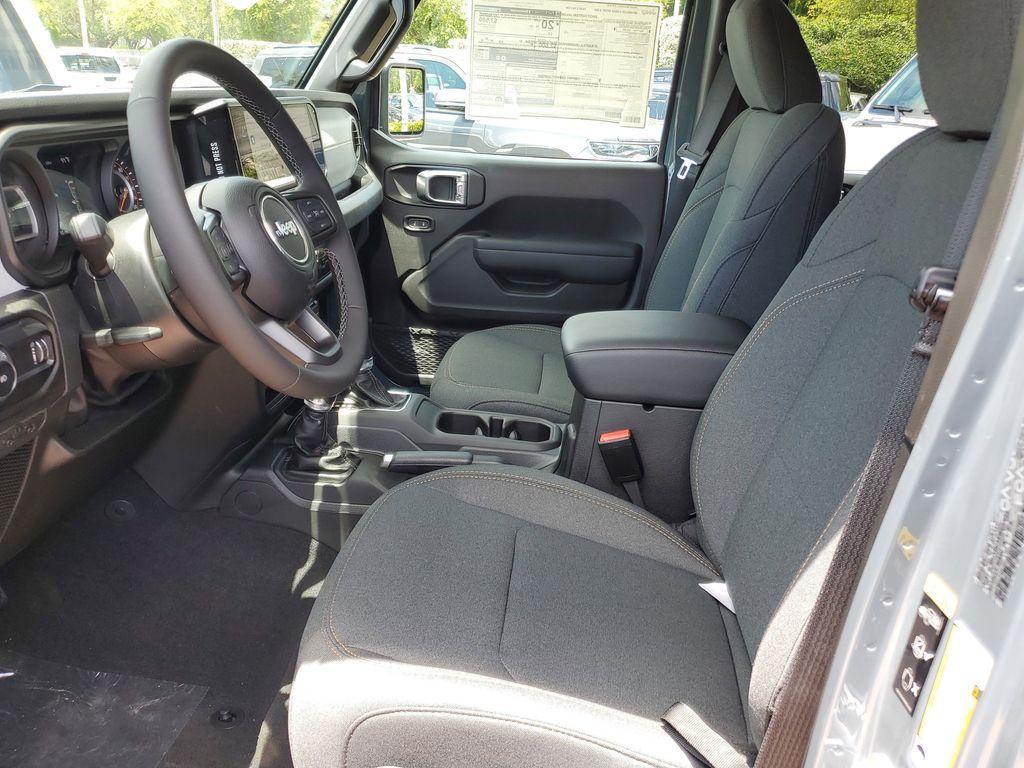 new 2025 Jeep Wrangler car, priced at $41,216