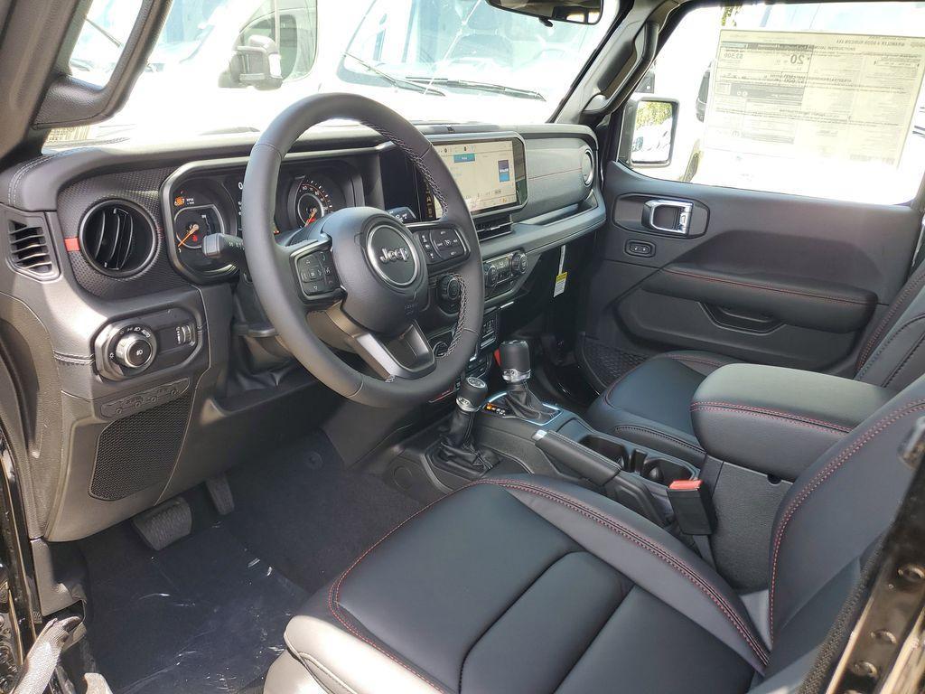 new 2025 Jeep Wrangler car, priced at $51,901