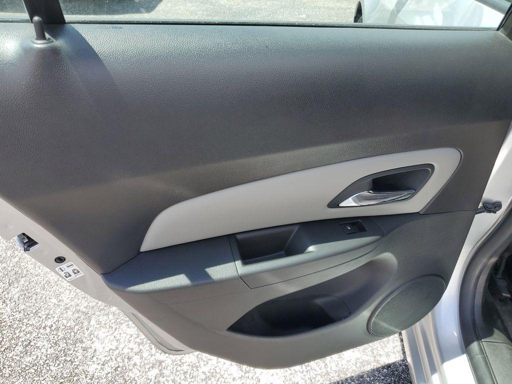 used 2015 Chevrolet Cruze car, priced at $6,690