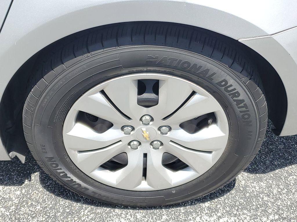 used 2015 Chevrolet Cruze car, priced at $6,690