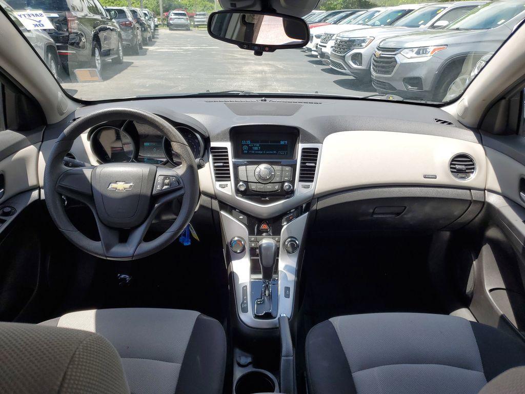 used 2015 Chevrolet Cruze car, priced at $6,690